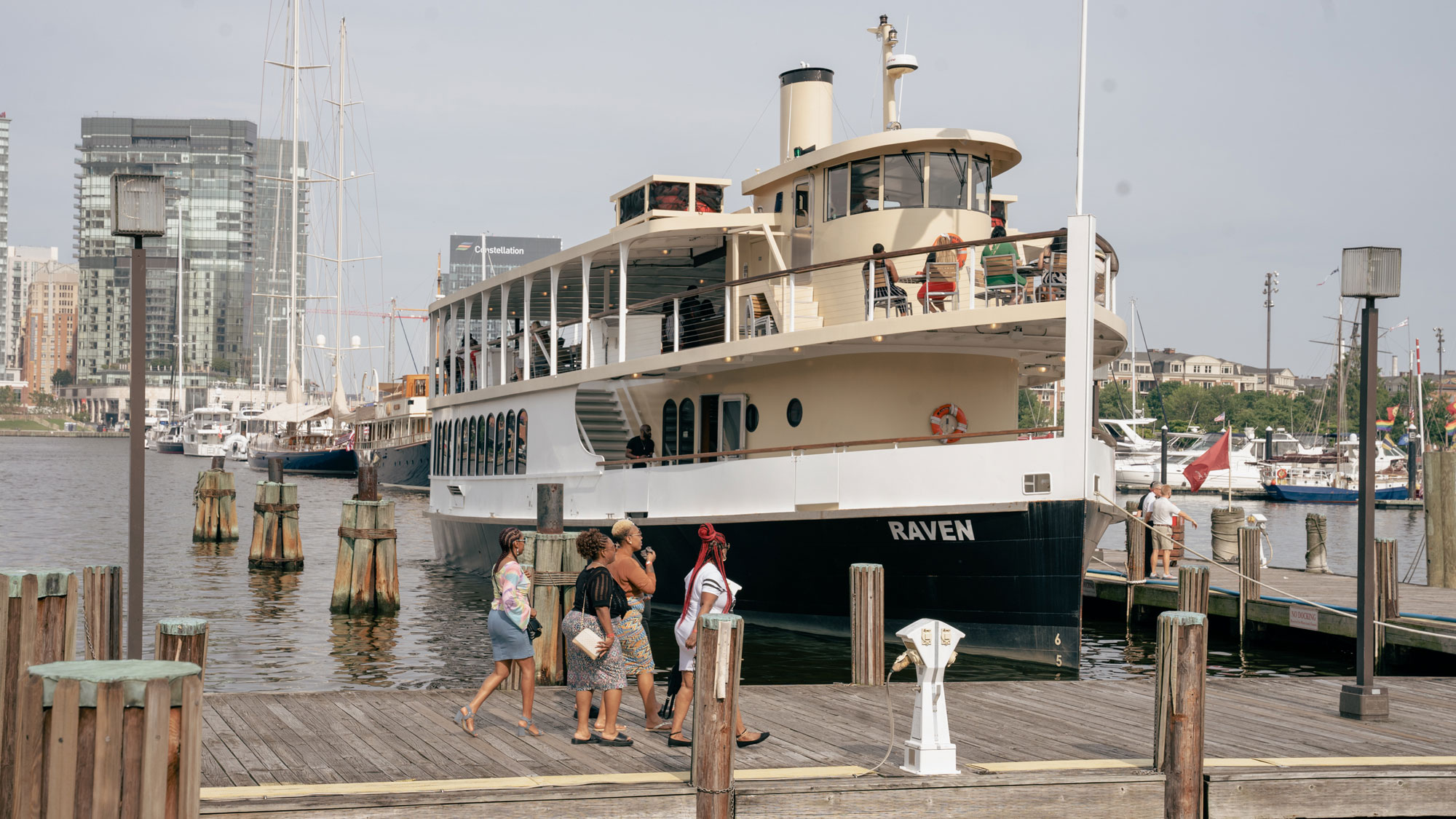 Regmopromo-boat-in-b-more-1