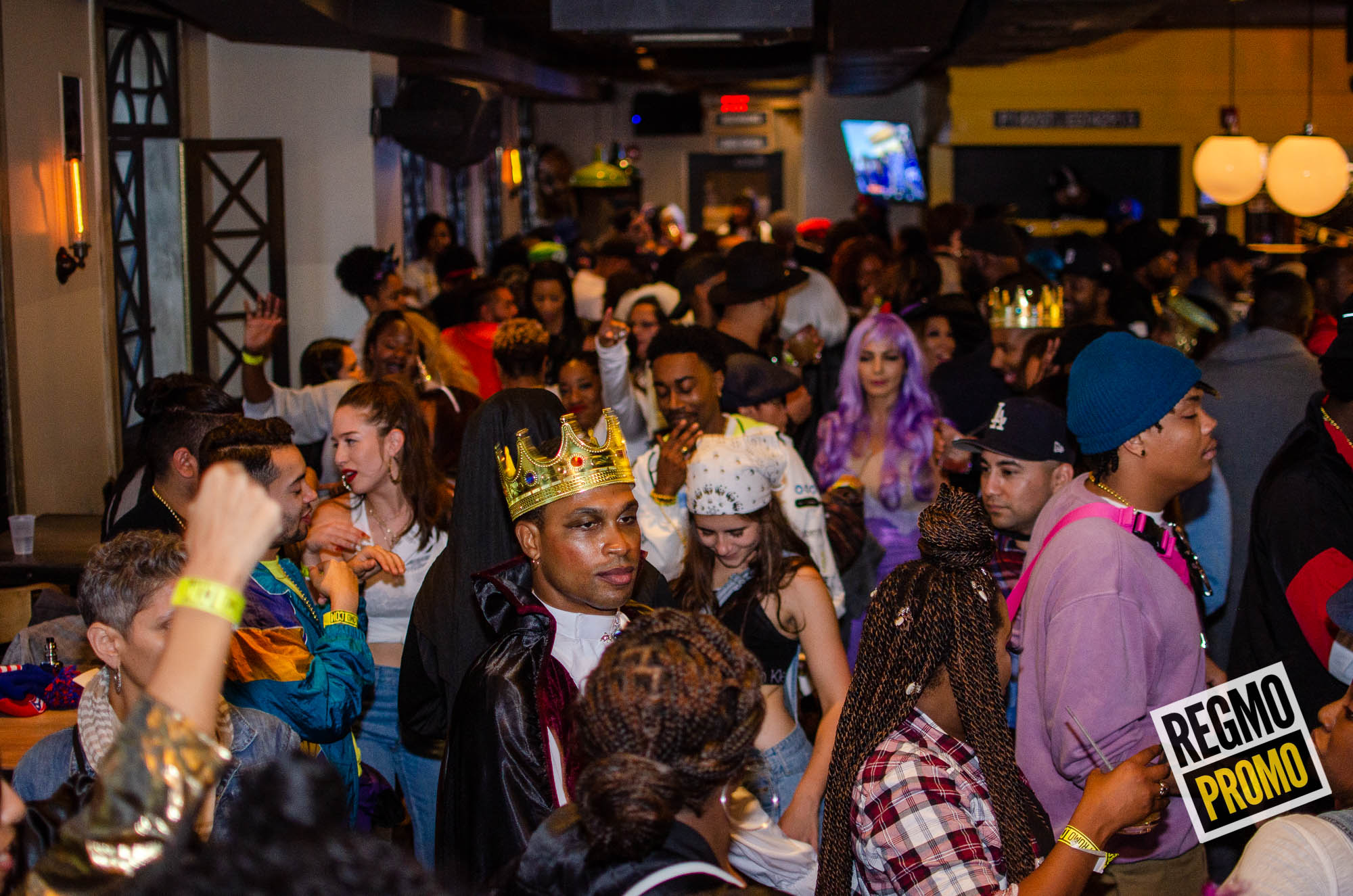 bHiphop Halloween Bar Crawl 2019-127