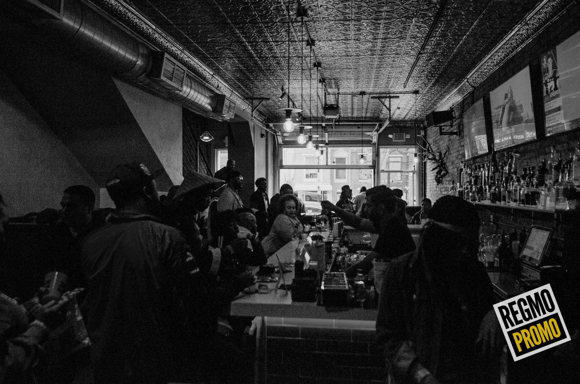 bHiphop Halloween Bar Crawl 2019-23